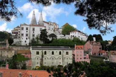 Portugalské město Sintra s historickým centrem